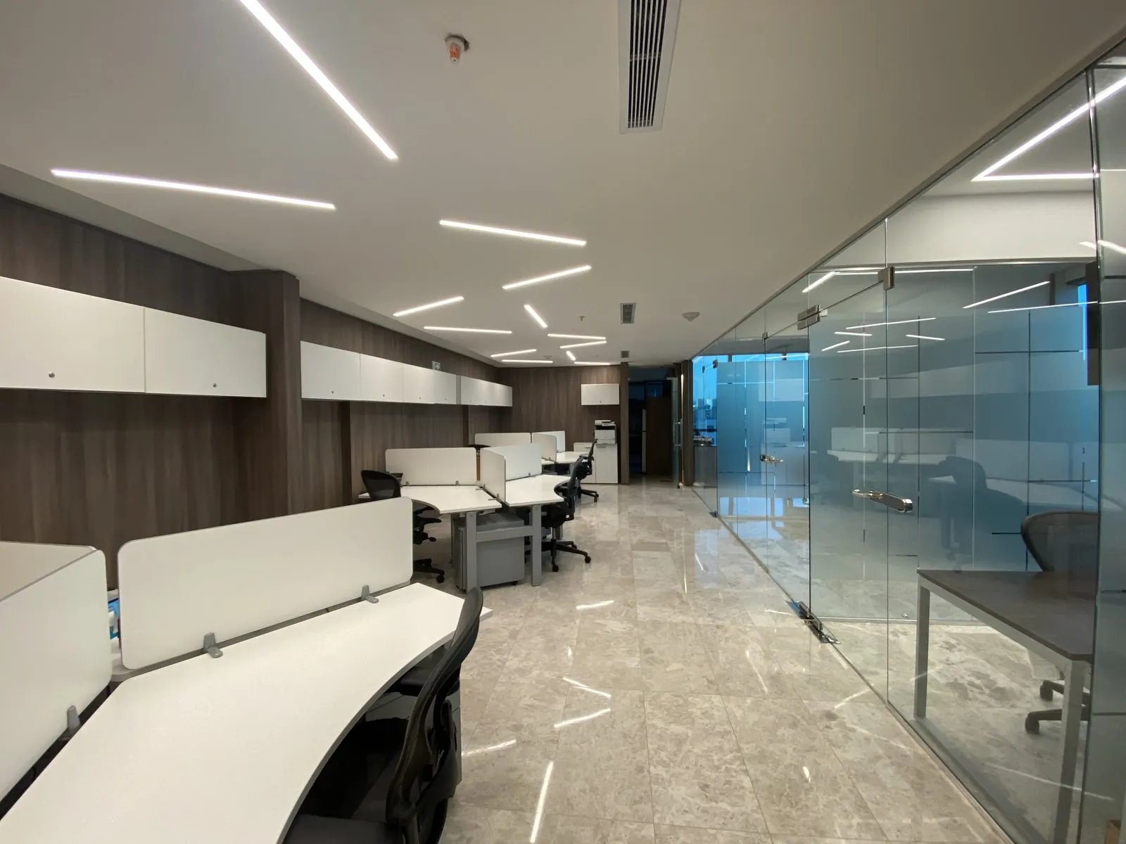 BPS Glass